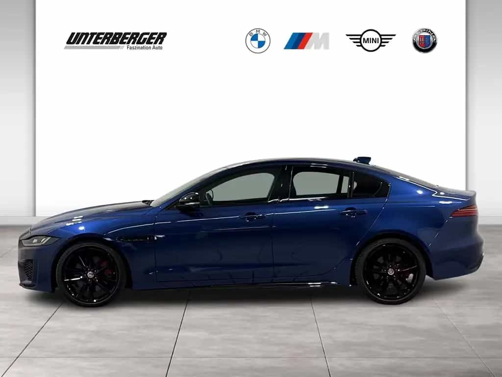 Jaguar XE R-DYNAMIC BLACK P250 01/2023-photo-1