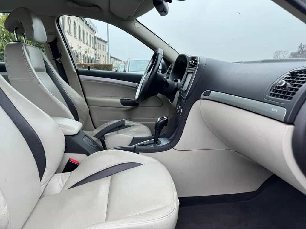 Saab 9-3 Sport Sedan 1.9 TTiD 180CV Aero Sentron 12/2009-photo-10