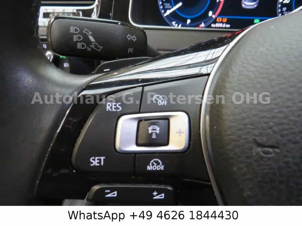 Volkswagen Golf VII Lim.*R-Line*LED*AHK*Navi*ACC*Fernl*LM18 06/2017-photo-12
