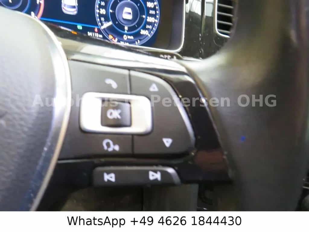 Volkswagen Golf VII Lim.*R-Line*LED*AHK*Navi*ACC*Fernl*LM18 06/2017-photo-13