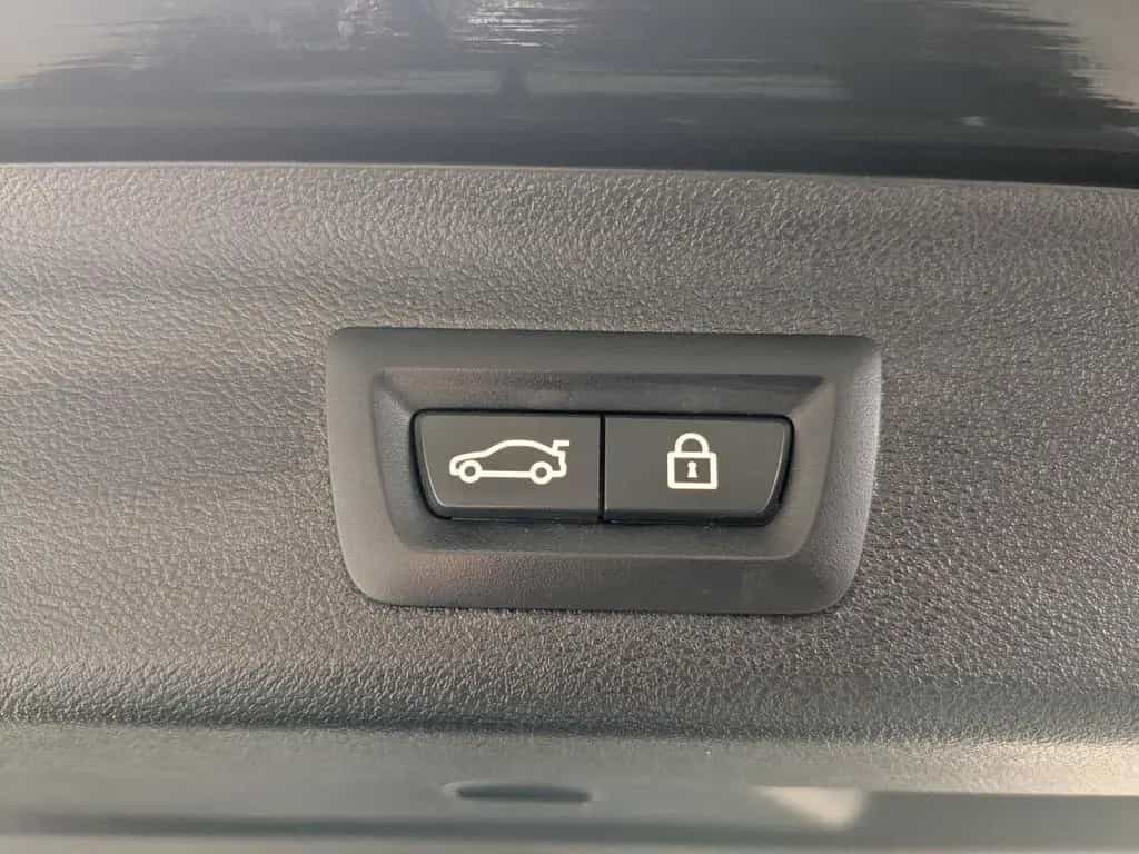 BMW 520 d Touring Laser Pano AHK HuD DA Prof H/K PA 01/2023-photo-16