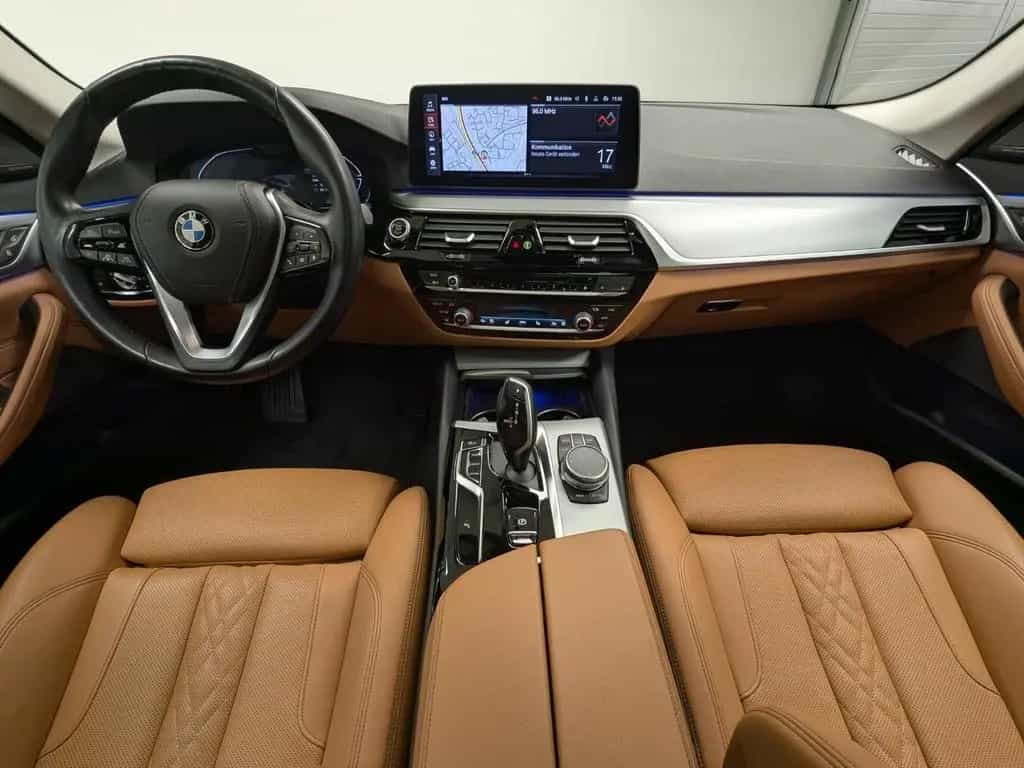 BMW 520 d Touring Laser Pano AHK HuD DA Prof H/K PA 01/2023-photo-6
