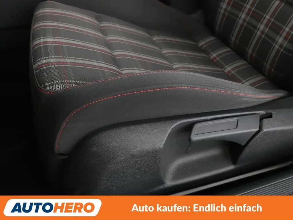 Volkswagen Golf VI 2.0 TSI GTI*NAVI*XENON*TEMPO*PDC* 06/2015-photo-28