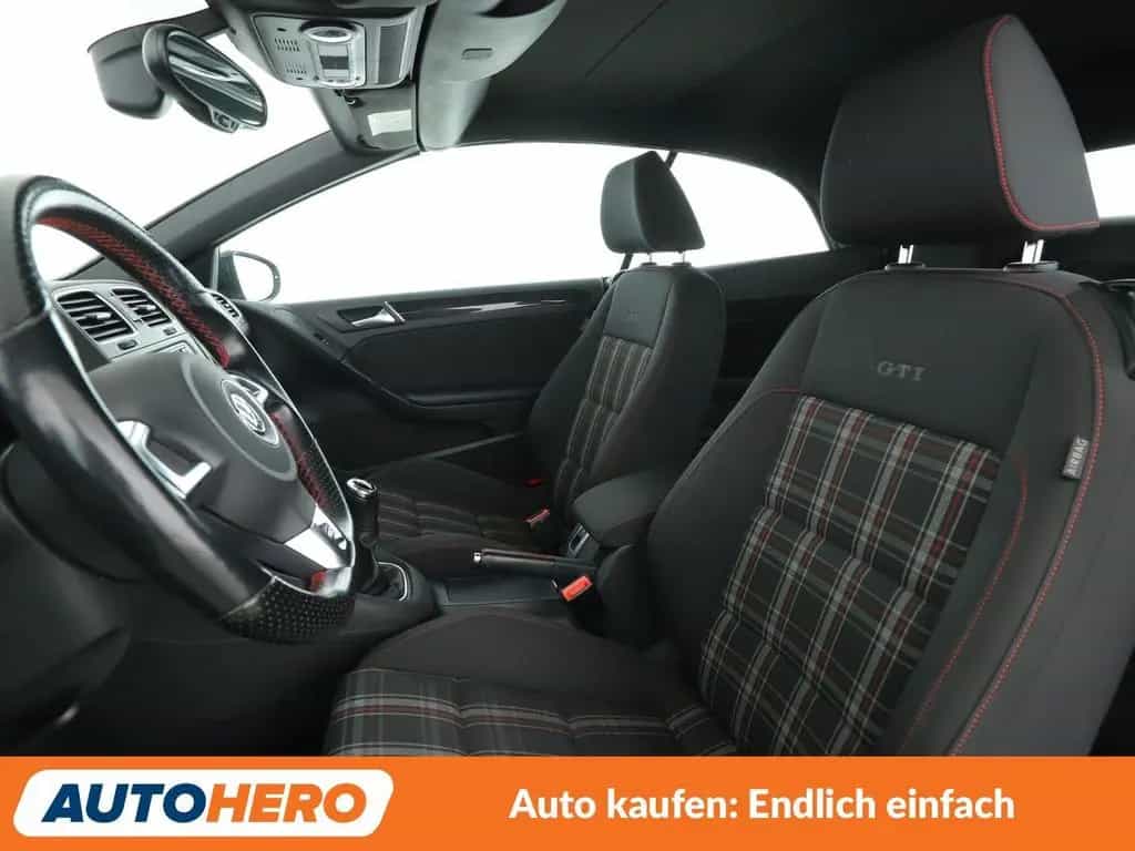 Volkswagen Golf VI 2.0 TSI GTI*NAVI*XENON*TEMPO*PDC* 06/2015-photo-9