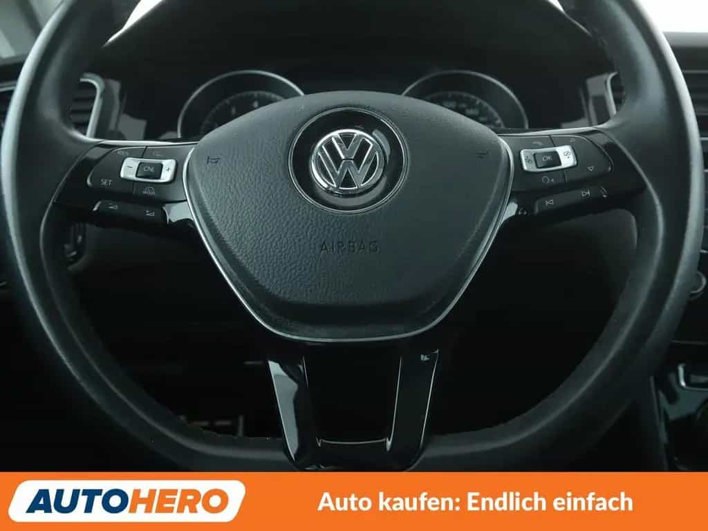 Volkswagen Golf VII 1.4 TSI Allstar BMT*NAVI*TEMPO*PDC*SHZ* 07/2016-photo-16