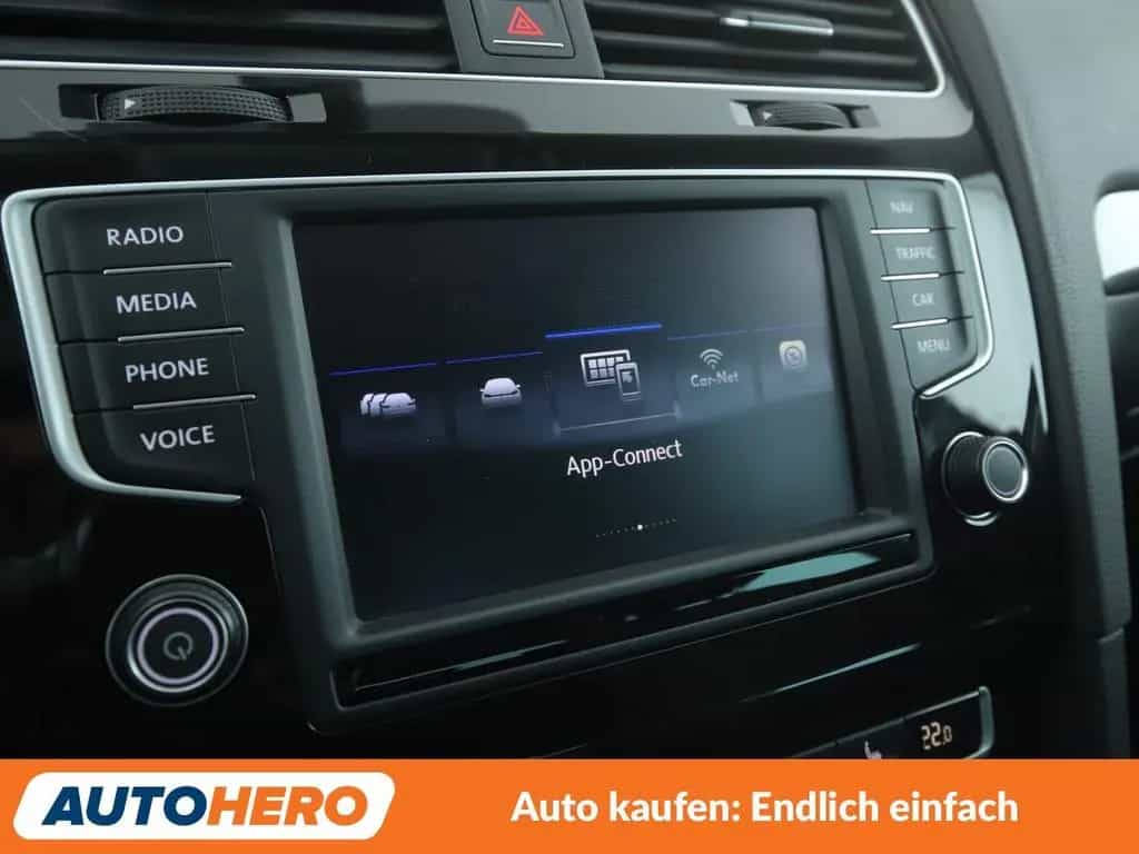 Volkswagen Golf VII 1.4 TSI Allstar BMT*NAVI*TEMPO*PDC*SHZ* 07/2016-photo-19