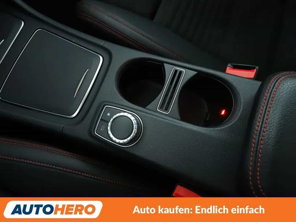 Mercedes-Benz CLA-Class 250 AMG Line Aut.*NAVI*LED*TEMPO*PANO*PDC* 08/2017-photo-22