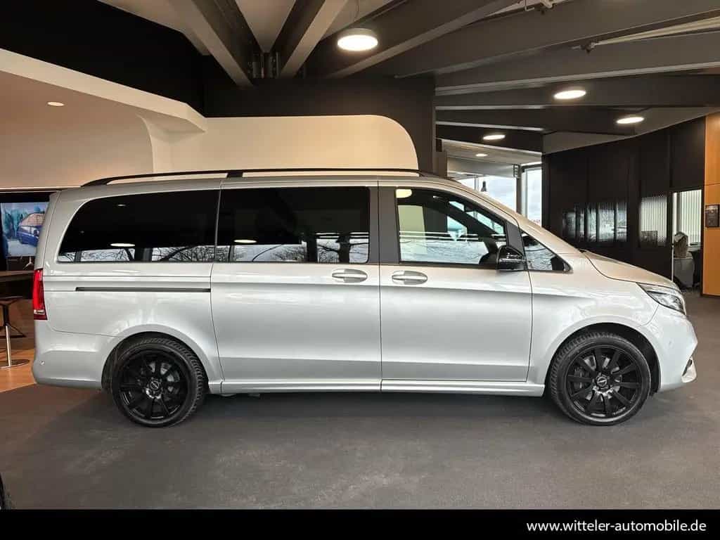 Mercedes-Benz V-Class 300 d Avantgarde 4MATIC AMG+360°+BURMESTER+AHK 02/2021-photo-10