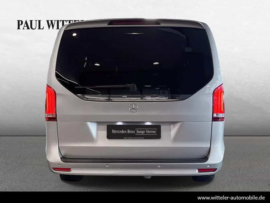 Mercedes-Benz V-Class 300 d Avantgarde 4MATIC AMG+360°+BURMESTER+AHK 02/2021-photo-4