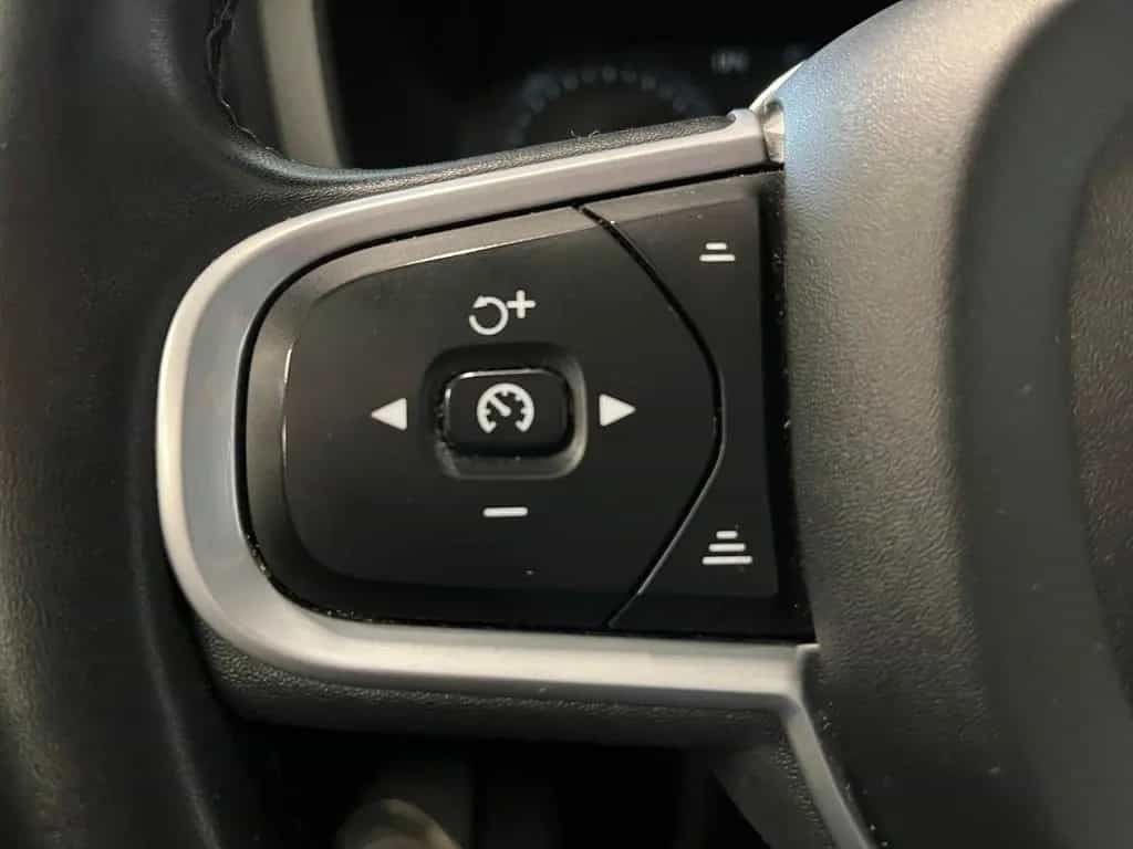 Volvo V60 Kombi Momentum Pro 12/2021-photo-19