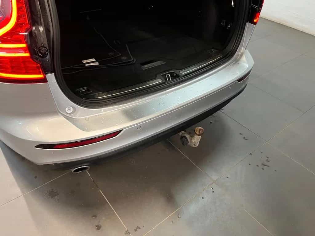 Volvo V60 Kombi Momentum Pro 12/2021-photo-2