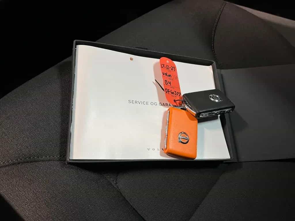 Volvo V60 Kombi Momentum Pro 12/2021-photo-21