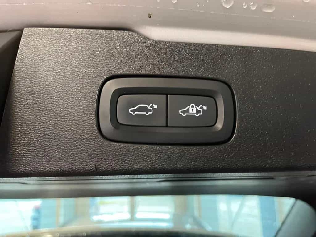 Volvo V60 Kombi Momentum Pro 12/2021-photo-5