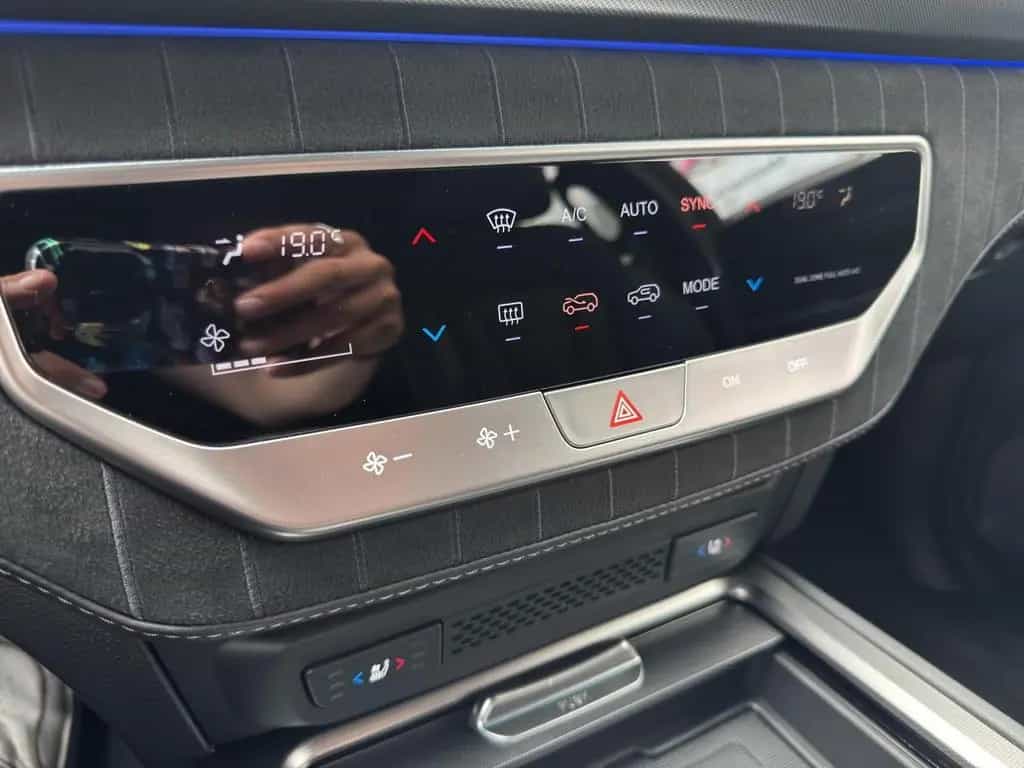 KGM Rexton 2.2 e-XDi AT AWD Lux *360°/Navi/SHZ/LED* null-photo-14