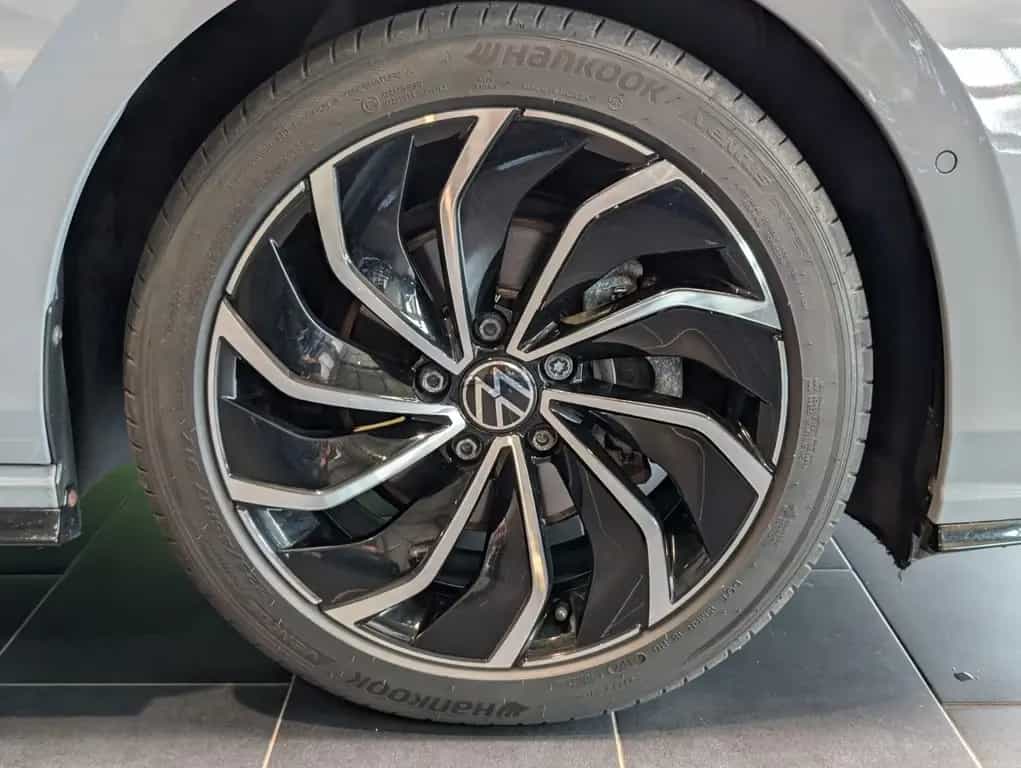 Volkswagen Golf 1.5 TSI OPF R-Line 8-fach 1.Hand 11/2021-photo-12