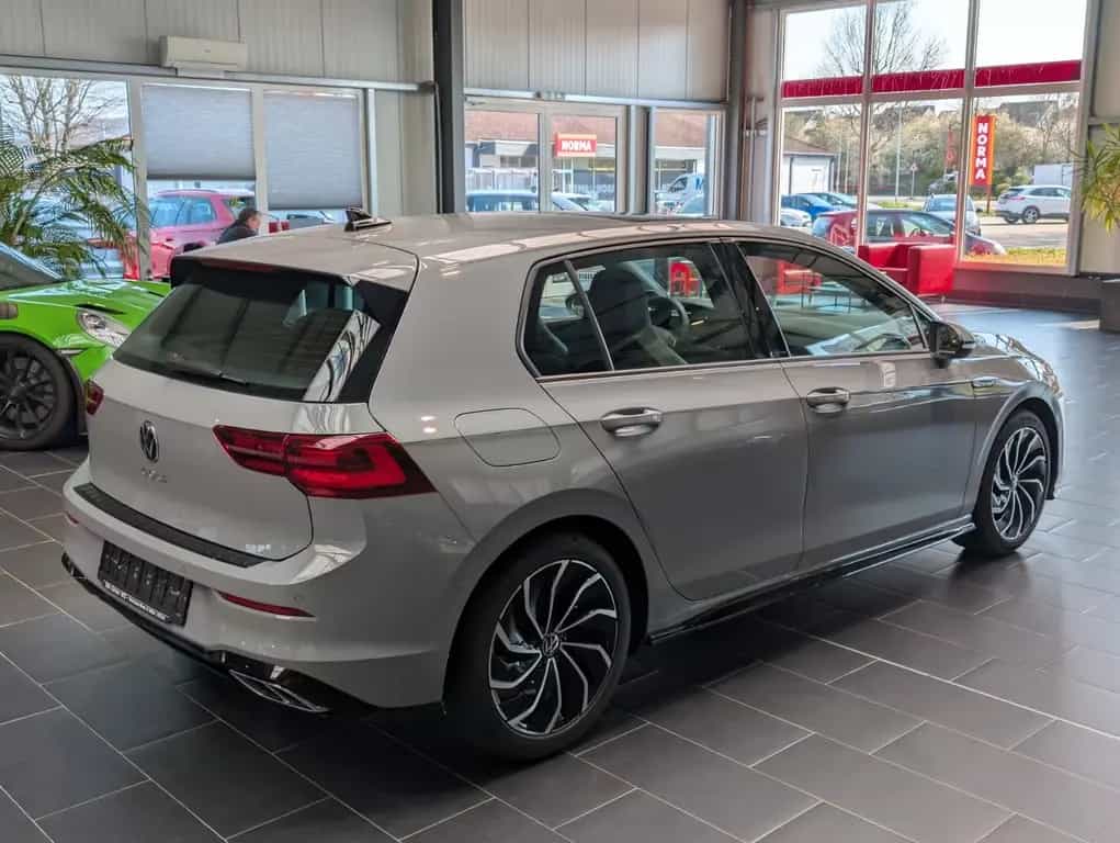 Volkswagen Golf 1.5 TSI OPF R-Line 8-fach 1.Hand 11/2021-photo-5