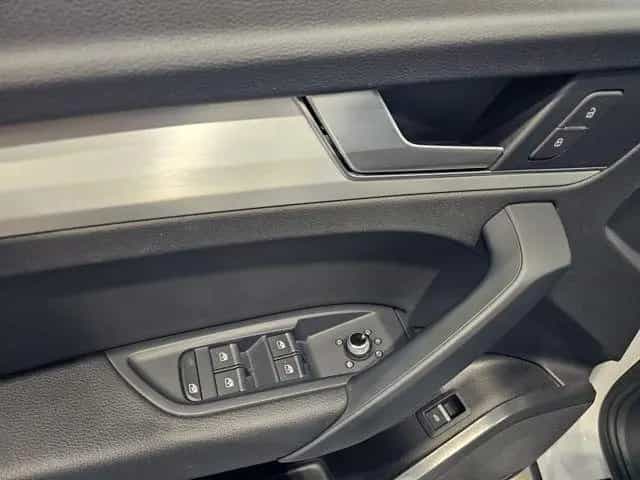 Audi Q5 TDI S Line Matrix Leder Navi AHK 19 Zoll PDC 08/2020-photo-21