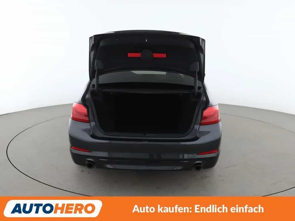 BMW 5 Series 520i Sport Line Aut.*NAVI*LED*TEMPO*CAM*PDC*SHZ* 09/2018-photo-16