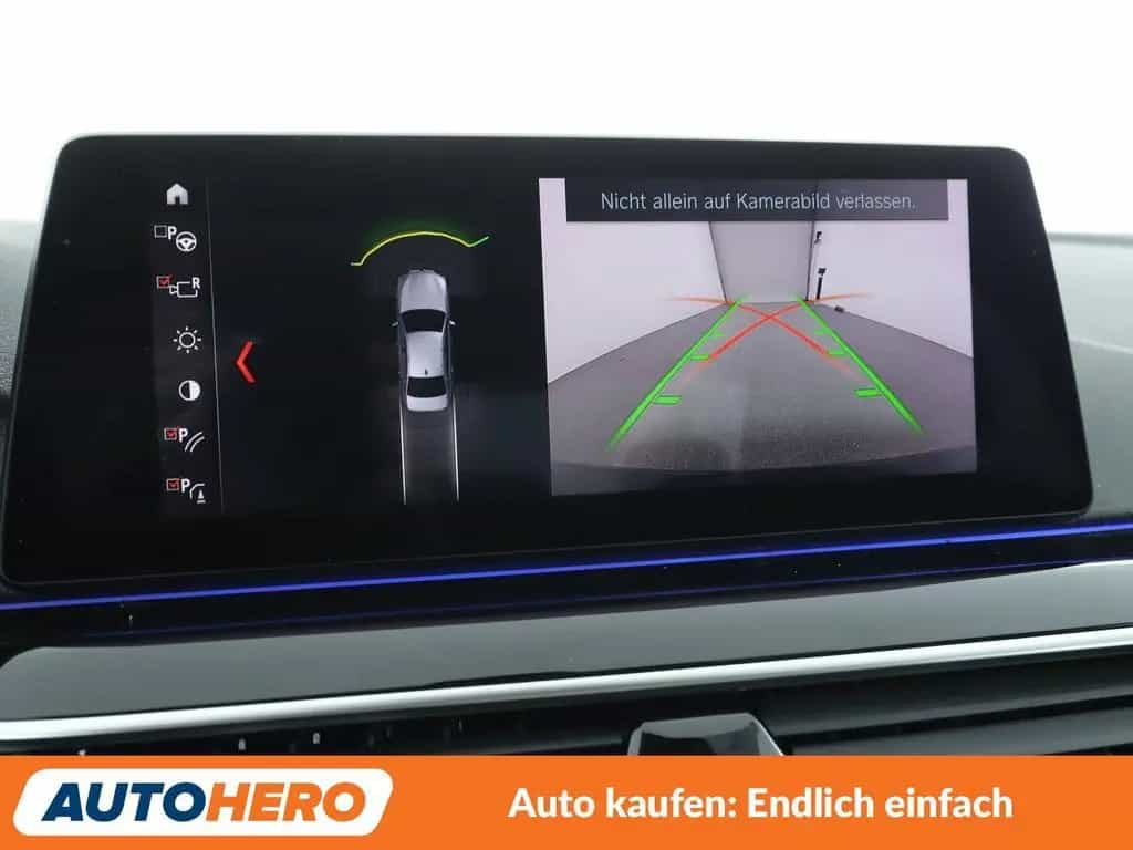 BMW 5 Series 520i Sport Line Aut.*NAVI*LED*TEMPO*CAM*PDC*SHZ* 09/2018-photo-21