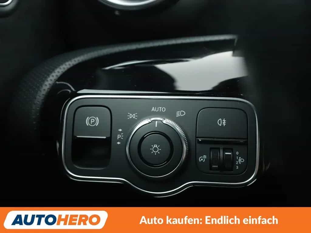 Mercedes-Benz A-Class 250 4Matic AMG Line Aut.*NAVI*TEMPO*CAM*PDC* 04/2019-photo-26