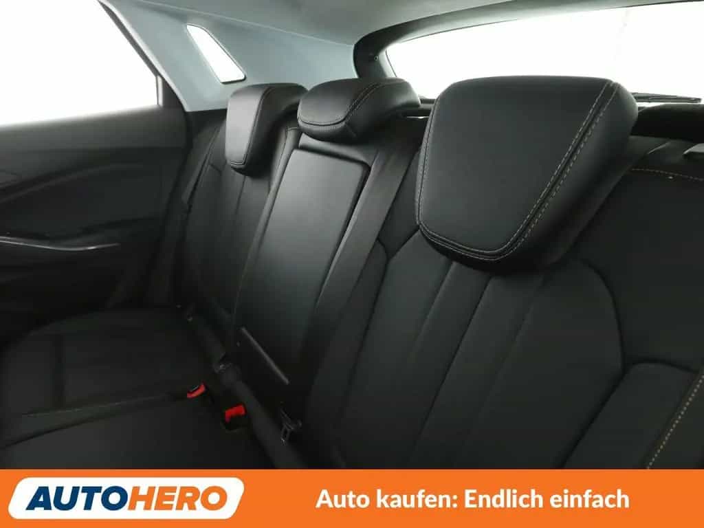 Opel Grandland X 2.0 CDTI Business INNOVATION Aut. 06/2019-photo-13