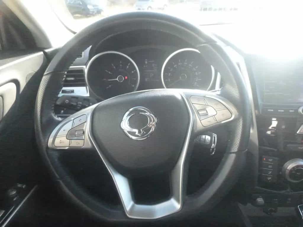 Ssangyong Tivoli 1.6 e-XGi 160 FLOW 2WD-Automatik-Navi 04/2019-photo-7