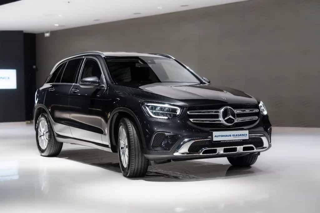 Mercedes-Benz GLC-Class 200 4Matic*LED*NAVI*DAB*KEYLESS-GO*1-HAND* 03/2020-photo-1