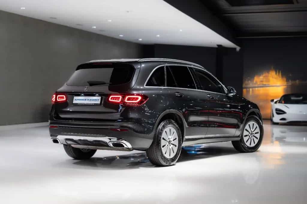 Mercedes-Benz GLC-Class 200 4Matic*LED*NAVI*DAB*KEYLESS-GO*1-HAND* 03/2020-photo-3