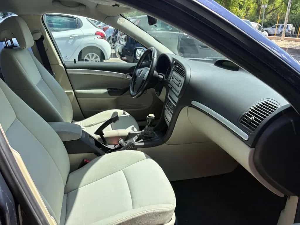 Saab 9-3 SportHatch 1.9 TiD 16V DPF Linear 12/2009-photo-6