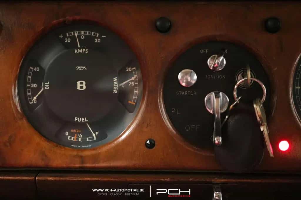 Bentley Other Type R Saloon 09/1954-photo-16