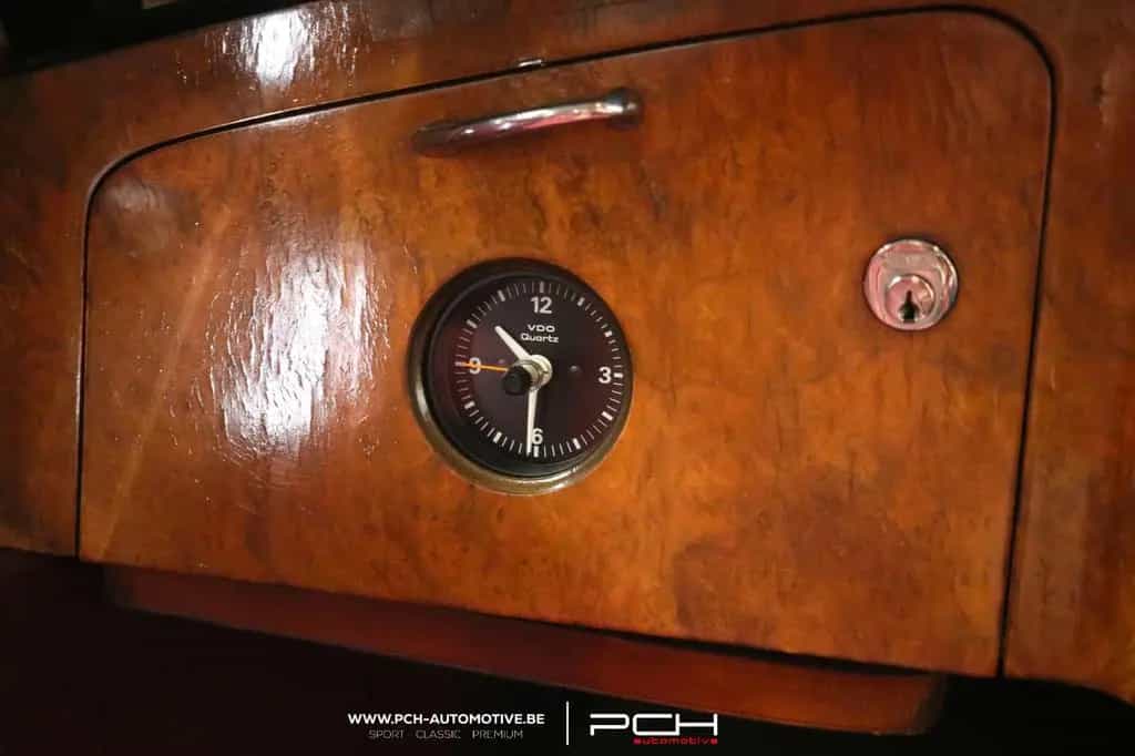 Bentley Other Type R Saloon 09/1954-photo-17