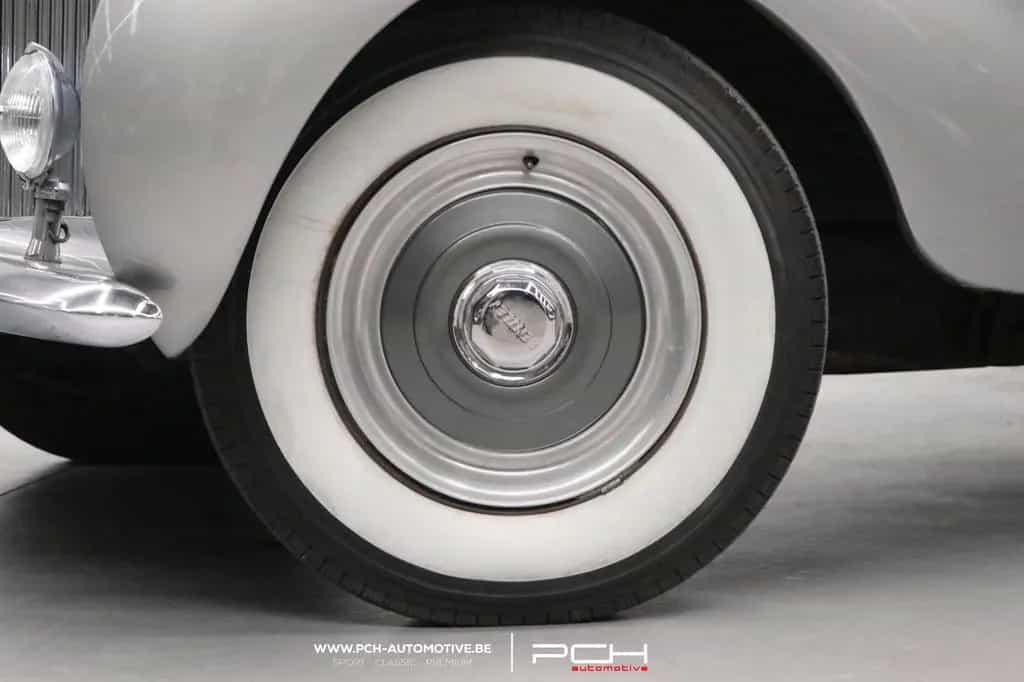 Bentley Other Type R Saloon 09/1954-photo-23