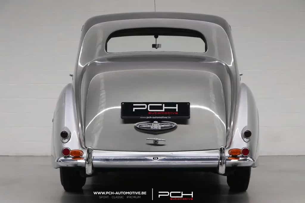 Bentley Other Type R Saloon 09/1954-photo-4