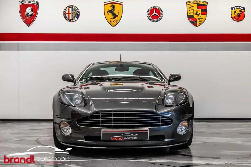Aston Martin Vanquish S / DE / Sammler / 01/2006-photo-4