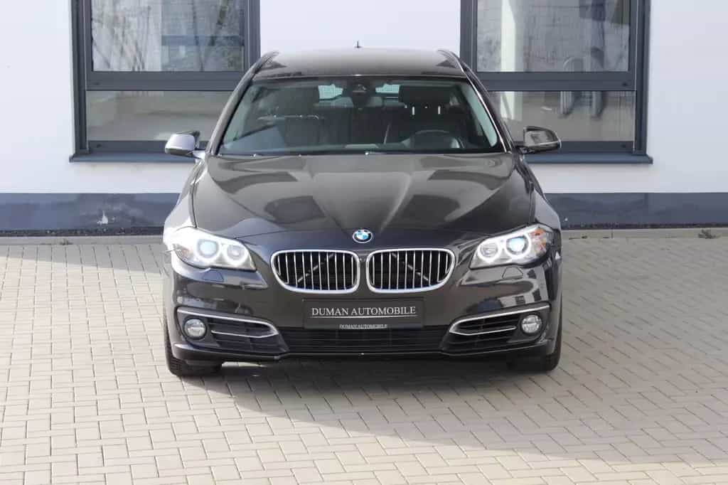 BMW 5 Series 520d Touring Luxury Line *LEDER NAVI KAMERA HUD* 03/2015-photo-1