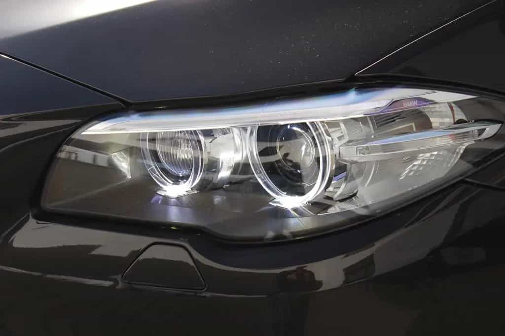 BMW 5 Series 520d Touring Luxury Line *LEDER NAVI KAMERA HUD* 03/2015-photo-30