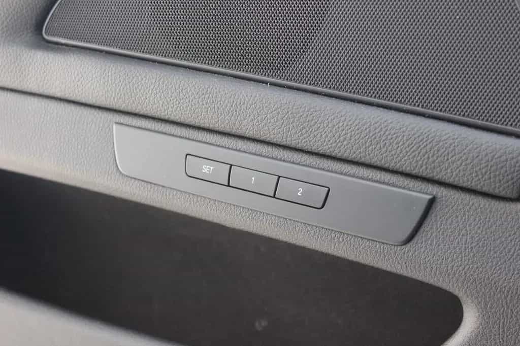 BMW 5 Series 520d Touring Luxury Line *LEDER NAVI KAMERA HUD* 03/2015-photo-9