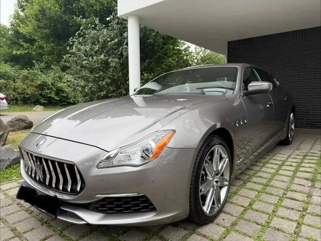 Maserati Quattroporte 3.0 V6 GranLusso S Q4 Automatik... 01/2017-photo-1