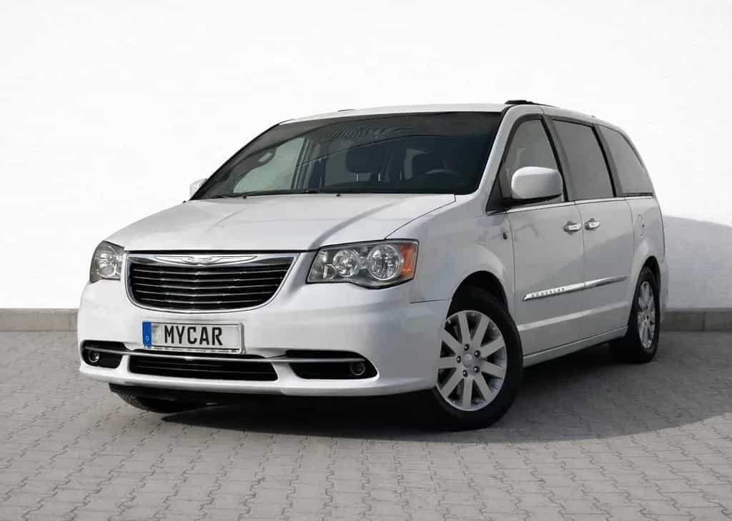 Chrysler Town & Country*Leder*Klima*Kamera*6-Sitzer*LPG* 07/2016-photo-0