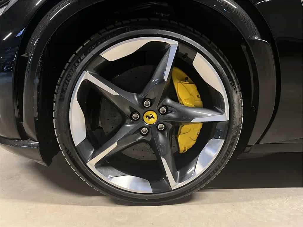 Ferrari Purosangue |MwSt. |Panorama-Dach |Massage 05/2024-photo-10