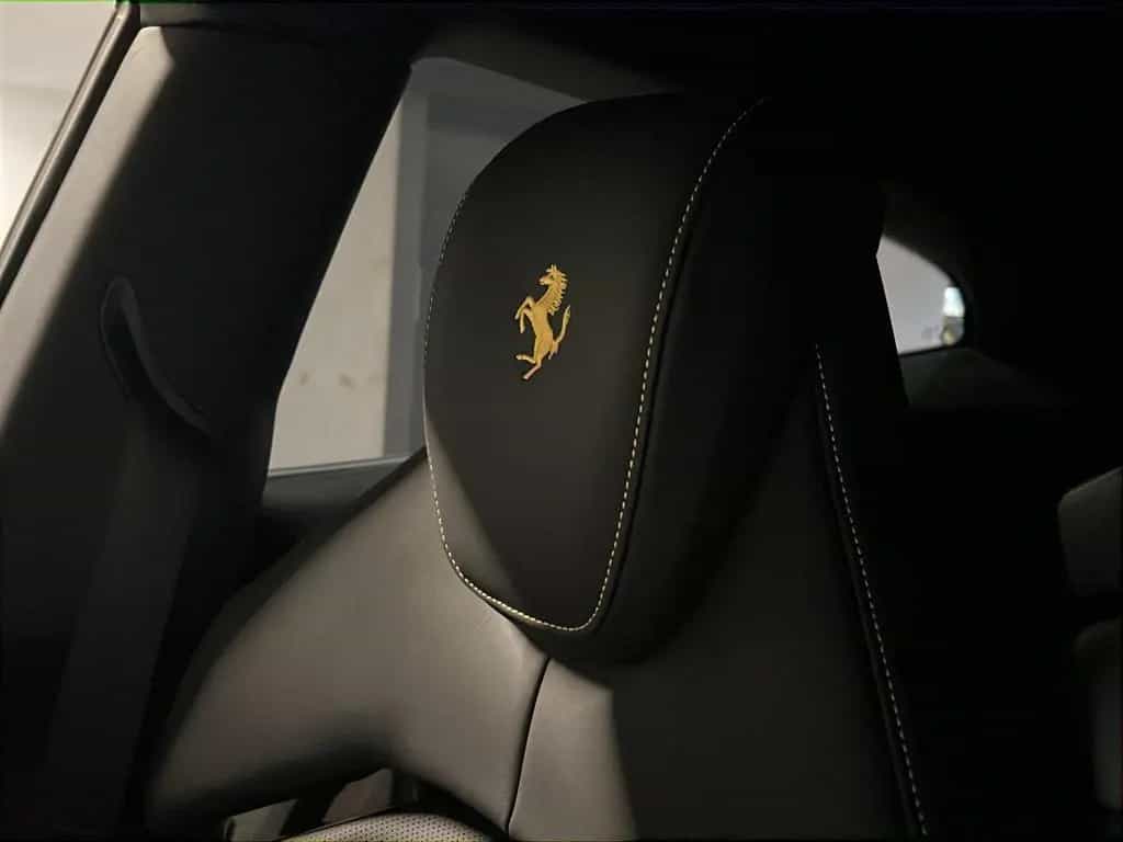Ferrari Purosangue |MwSt. |Panorama-Dach |Massage 05/2024-photo-24