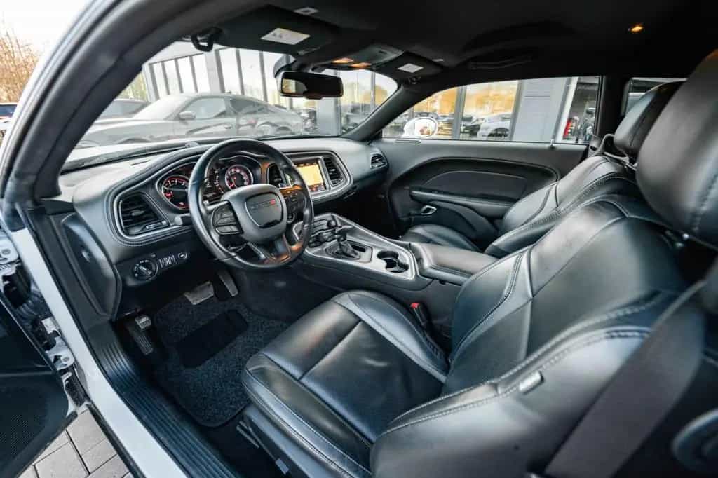 Dodge Challenger 3,6 GT WIDEBODY LED KAMERA 11/2022-photo-33