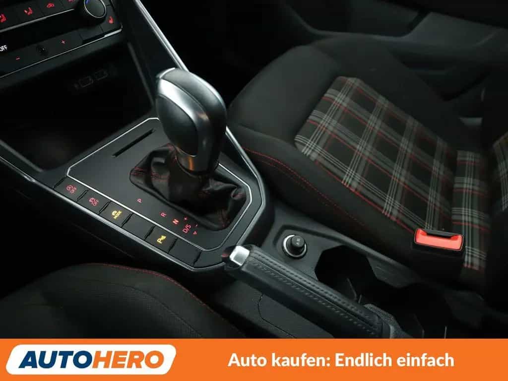 Volkswagen Polo 2.0 TSI GTI Aut.*PDC*LED*ACC*SHZ*KLIMA* 04/2020-photo-24