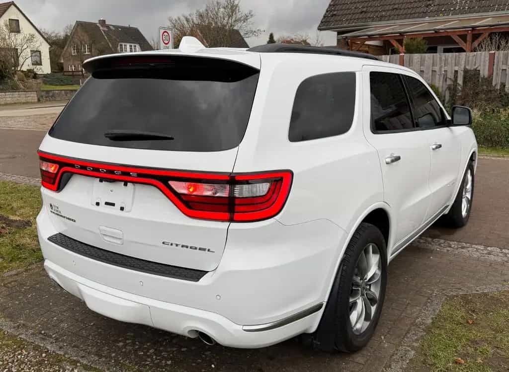 Dodge Durango Citadel 5,7 Hemi Radar 6 Sitze Voll Aust 09/2021-photo-13