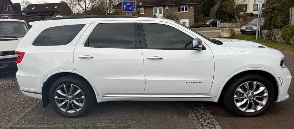 Dodge Durango Citadel 5,7 Hemi Radar 6 Sitze Voll Aust 09/2021-photo-16