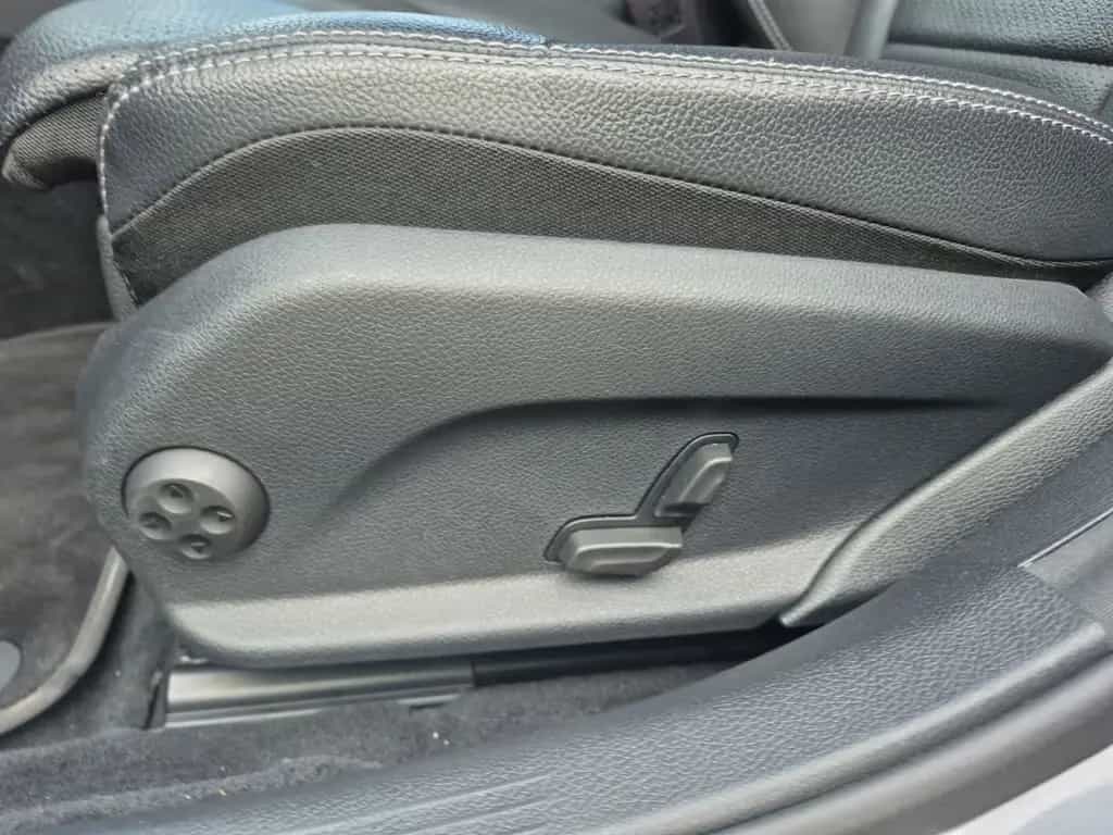 Mercedes-Benz C 400 T 4M AMG Leder Rückfahrk. Navi PDC Tempoma 09/2019-photo-18