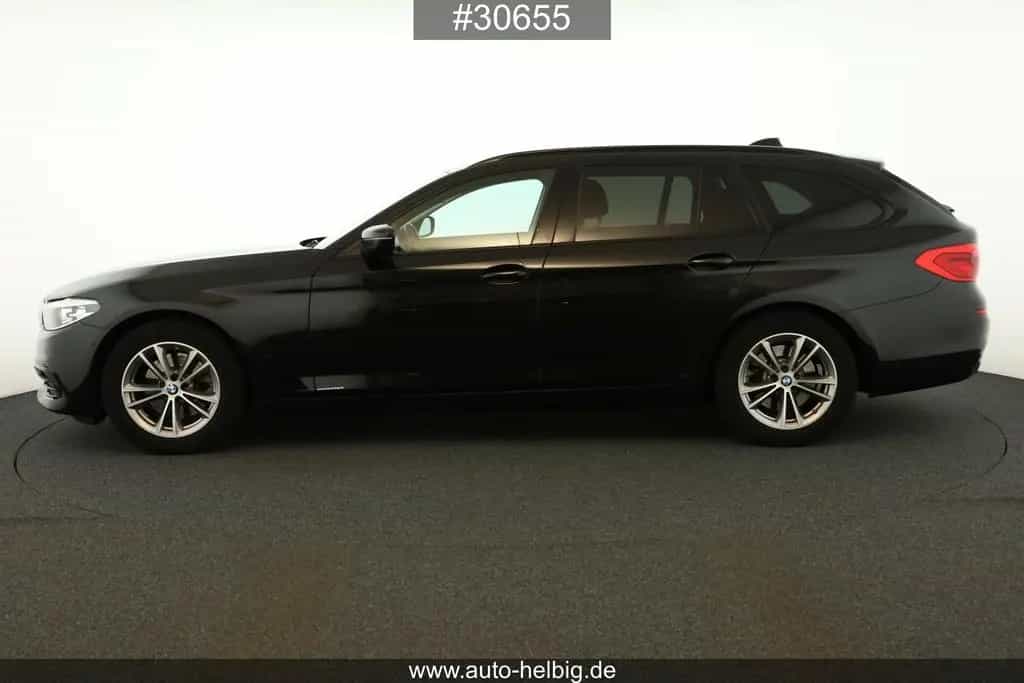 BMW 520 d Touring Sport Line #AHK#Cam#LiveCockpit# 05/2019-photo-1