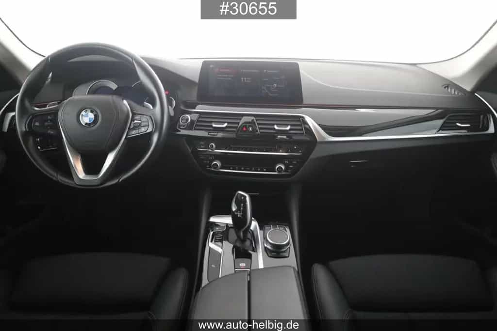 BMW 520 d Touring Sport Line #AHK#Cam#LiveCockpit# 05/2019-photo-13