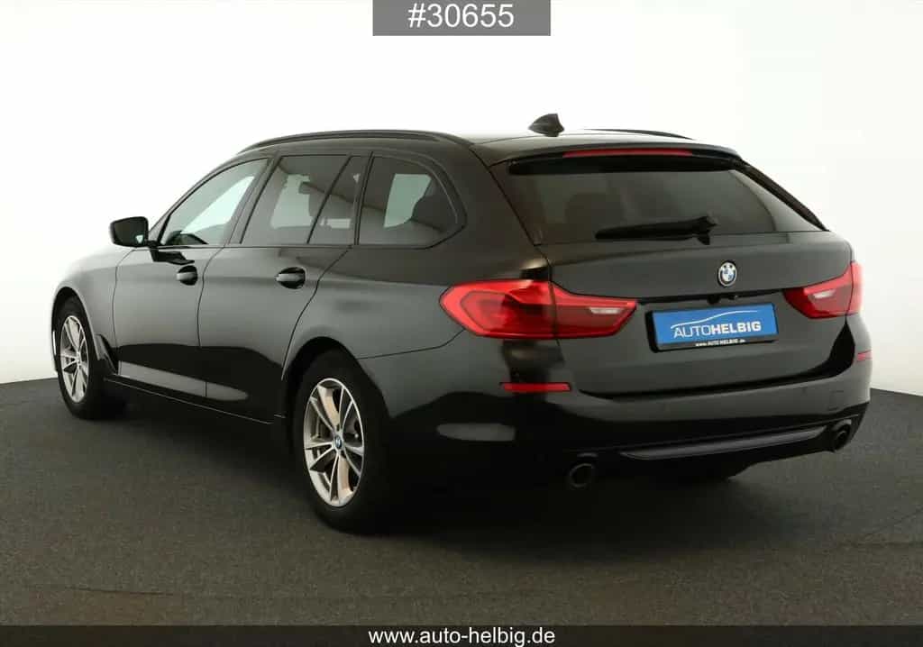 BMW 520 d Touring Sport Line #AHK#Cam#LiveCockpit# 05/2019-photo-2
