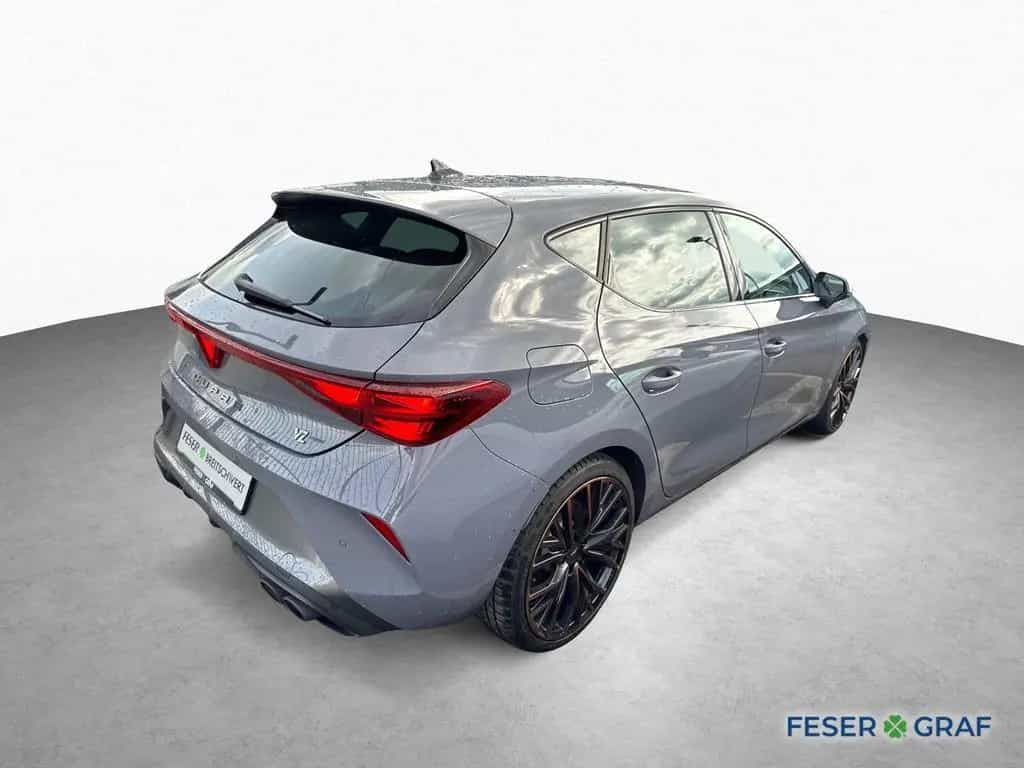 Cupra Leon 2.0 TSI 221 kW VZ / Intelligent DRIVE / AHK 08/2025-photo-3